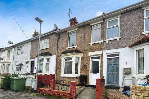 4 bedroom terraced house to rent, Guppy Street, Swindon, SN2 2BJ