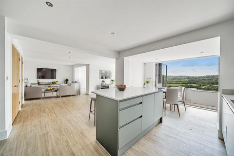 5 bedroom detached house for sale, Gwarak Tewdar, Truro