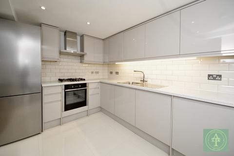 2 bedroom flat for sale, Park Road, London, N14