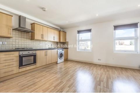 2 bedroom flat to rent, Trinity Road London SW17