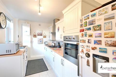 3 bedroom end of terrace house for sale, Atkinson Road, Fulwell, Sunderland