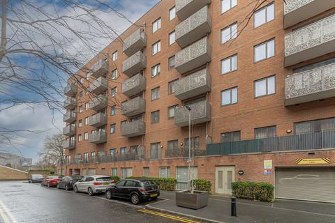 2 bedroom flat for sale, Pioneer Court, Canning Town E16