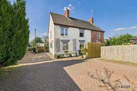 1, Smithy Cottages Smithy Bank, Alton, Stoke-on-trent, ST10 4AE