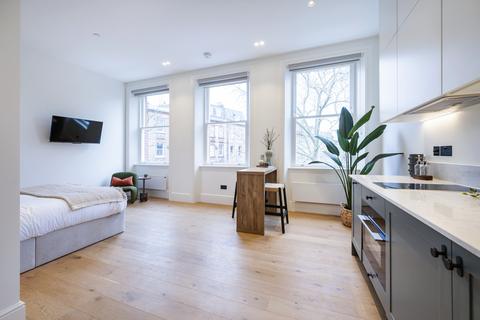 undefined, Flat ,  Nevern Square, London SW5