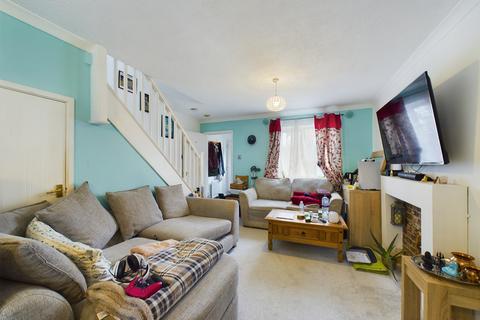 2 bedroom semi-detached house for sale, Bridgegate Drive,  Hull, HU9