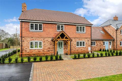 4 bedroom link detached house for sale, Byers Lane, Godstone RH9