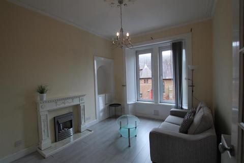 2 bedroom flat to rent, Dempster Street, Greenock PA15