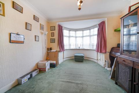 3 bedroom semi-detached house for sale, Kingshill Avenue, Kenton, HA3