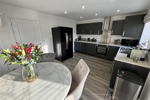 undefined, Agar Crescent, Howden