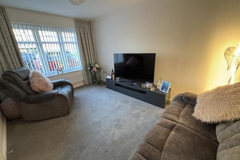 undefined, Agar Crescent, Howden