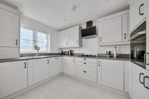 2 bedroom end of terrace house for sale, Highwood Avenue, North Stoneham Park, Eastleigh