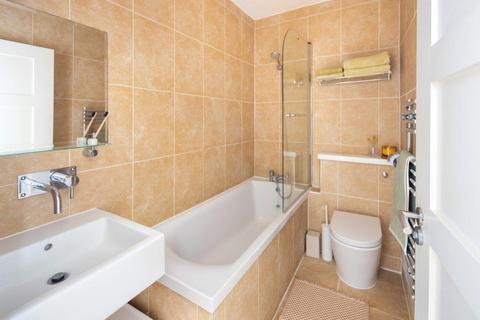 1 bedroom flat for sale, Glyn Road, Homerton, London, E5