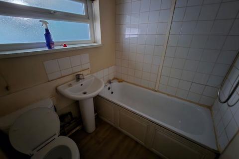 1 bedroom flat for sale, 52 Milton Place, Machen, Caerphilly, Mid Glamorgan, CF83 8TR