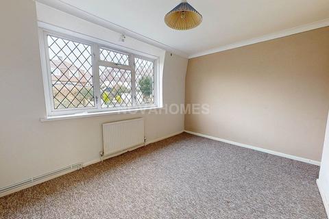 1 bedroom flat for sale, Dorchester Avenue, Plymouth PL5