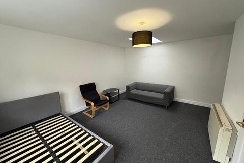 Studio to rent, Filbert Street East, Leicester