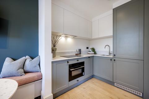 undefined, Flat ,  Nevern Square, London SW5