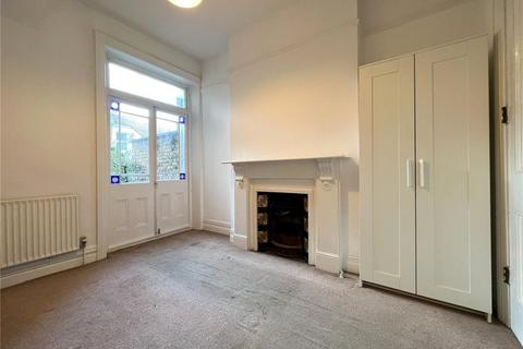 1 bedroom apartment to rent, Tregothnan Road, London