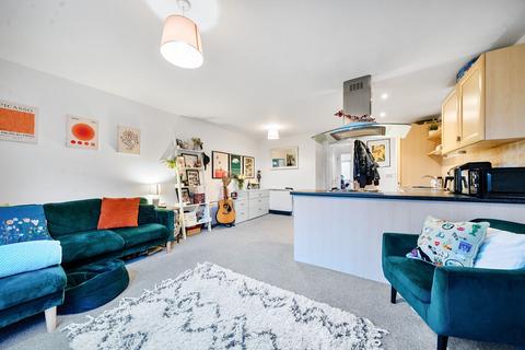 32 Farthing Close, Watford, WD18 0BT