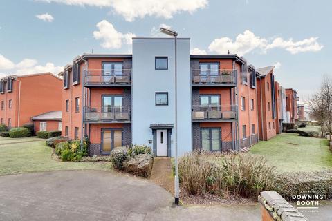 2 bedroom ground floor flat for sale, Pear Tree Close, Lichfield WS14