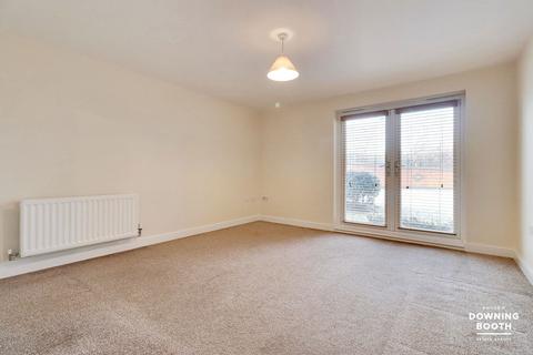 2 bedroom ground floor flat for sale, Pear Tree Close, Lichfield WS14