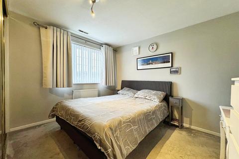 38 Cherrytree Close, Owlsmoor, Sandhurst, GU47 0UH