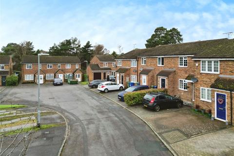 38 Cherrytree Close, Owlsmoor, Sandhurst, GU47 0UH