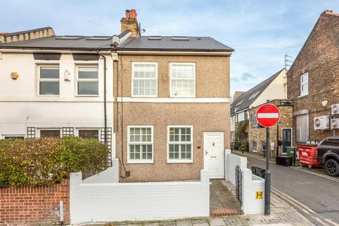 3 bedroom end of terrace house for sale, Hamilton Road, London, SE27