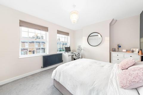 3 bedroom end of terrace house for sale, Hamilton Road, London, SE27