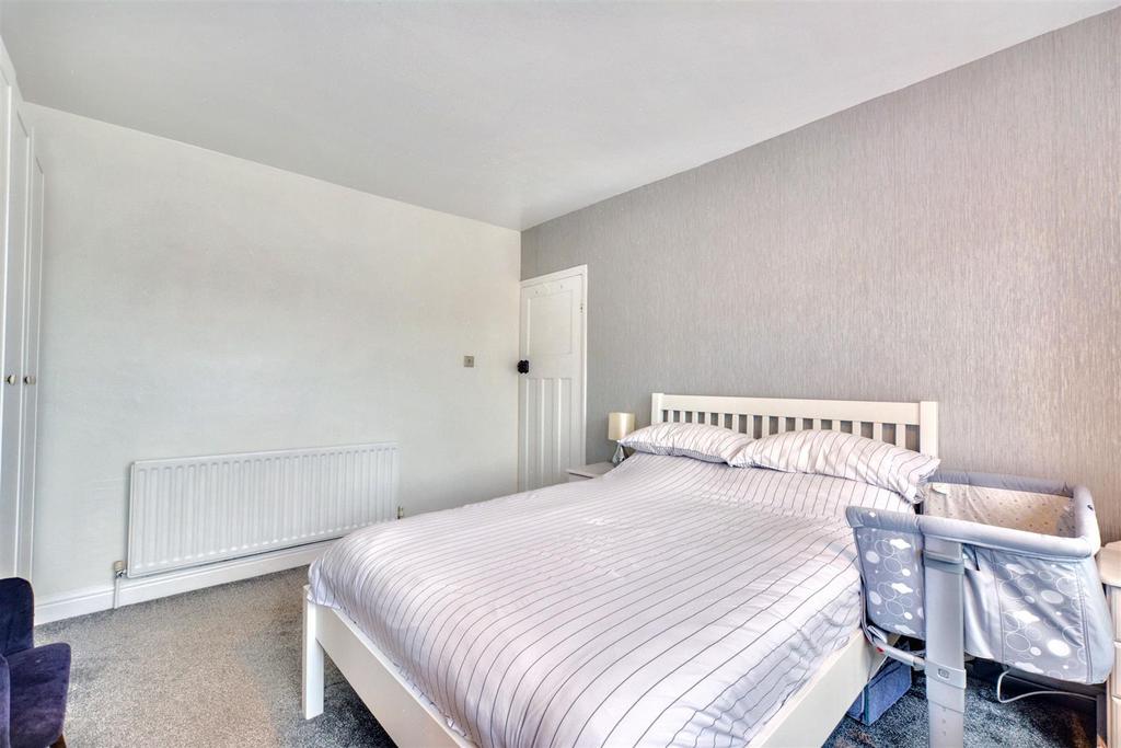 Bedroom 1 2.jpeg