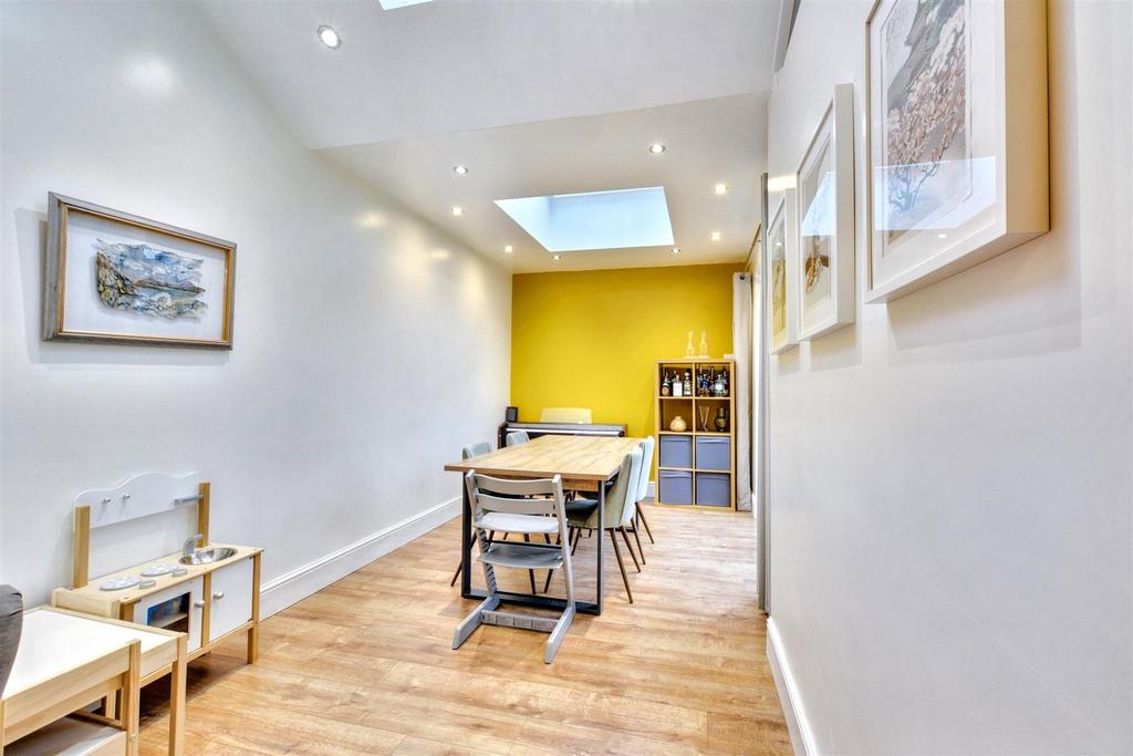 Dining Room 1.jpeg