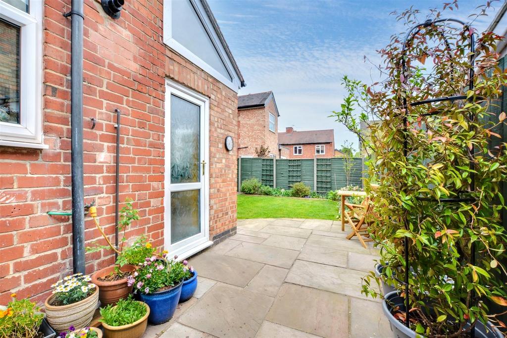 Garden 2.jpeg