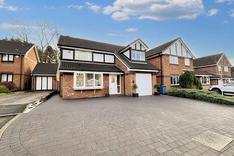 4 bedroom detached house for sale, Bledlow Close, Manchester M30