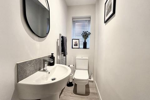18 Bledlow Close, Eccles, Manchester, M30 9LP