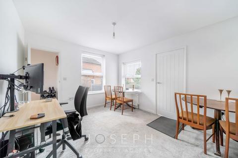 2 bedroom semi-detached house for sale, Nottidge Road, Ipswich, IP4