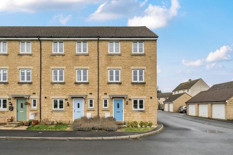 4 bedroom terraced house for sale, Poole Road, Malmesbury