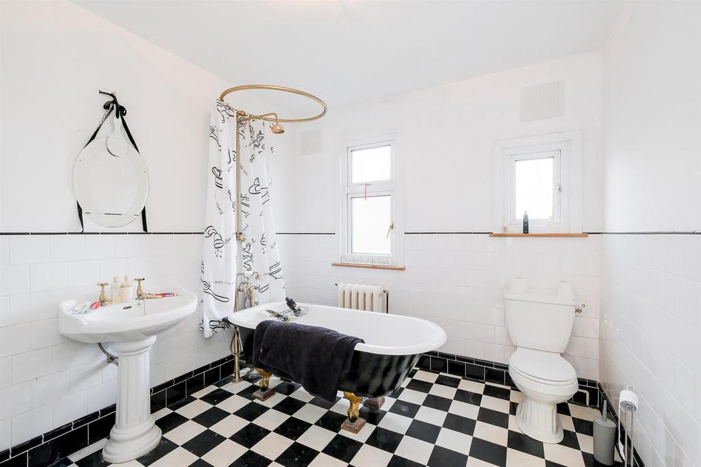 1 Reydon Avenue-18 web.jpg