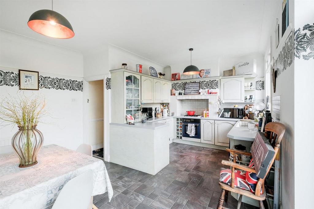 1 Reydon Avenue-9 web.jpg