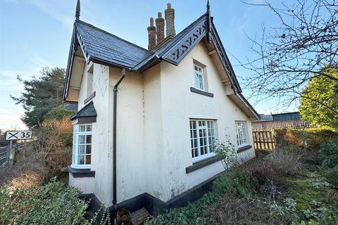 2 bedroom detached house for sale, Station Road, Baschurch, Shrewsbury