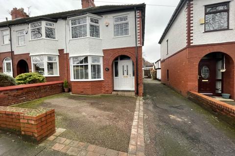 16 Smallshaw Lane, Ashton-under-lyne, OL6 8PN