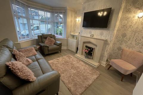 16 Smallshaw Lane, Ashton-under-lyne, OL6 8PN