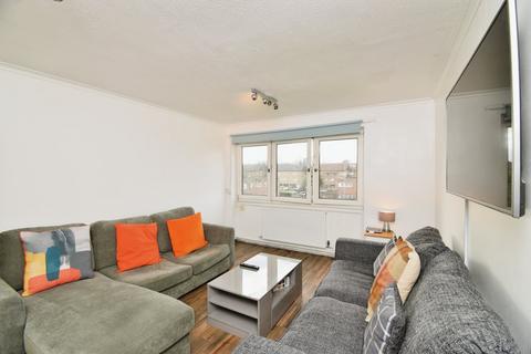 3 bedroom flat for sale, Whitelegg Road, London E13