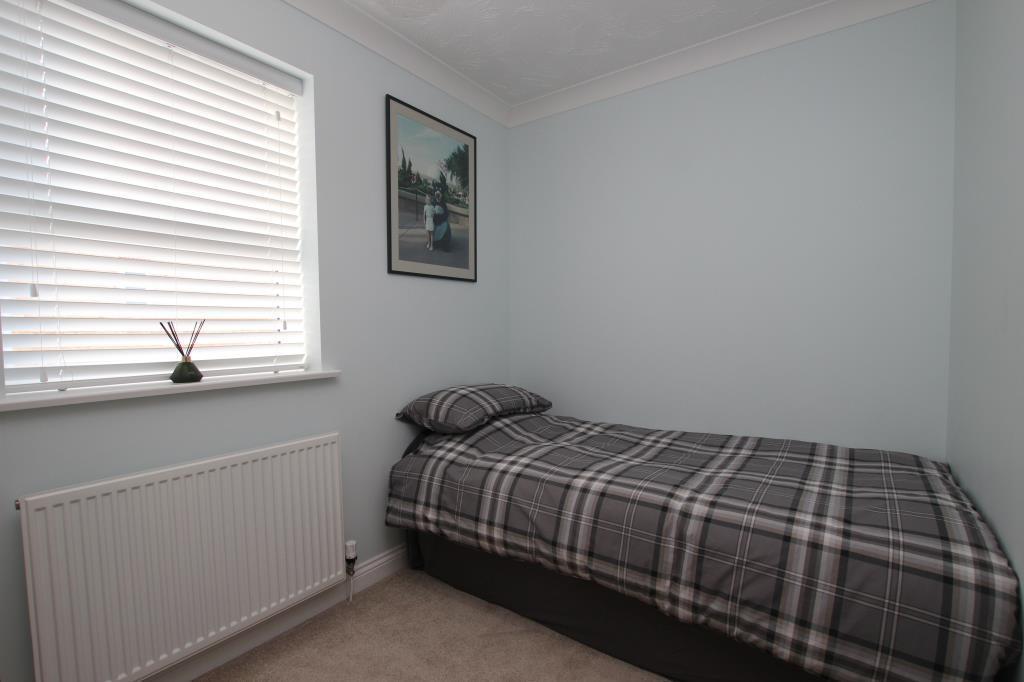 Bed2.JPG