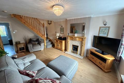 2 bedroom semi-detached house for sale, Farmside Close, Stourbridge, DY9 9AJ