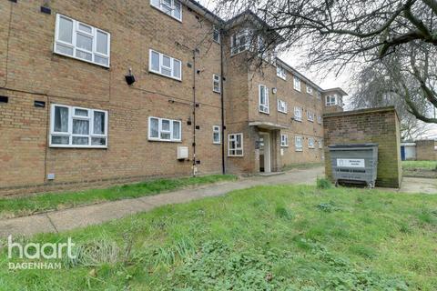 1 bedroom flat for sale, Braintree Road, Dagenham