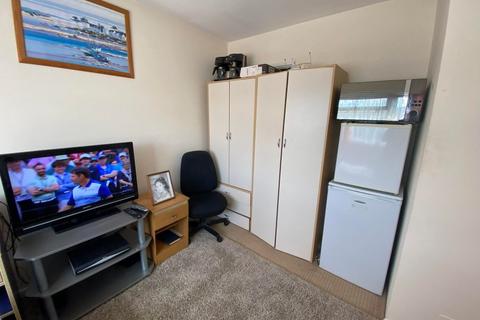 1 bedroom terraced house to rent, Reed Walk, Newbury RG14