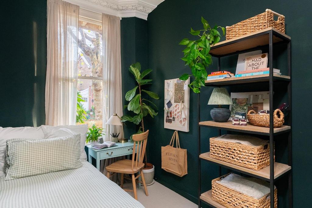 G1 F6 CRTN - Bedroom M.jpg