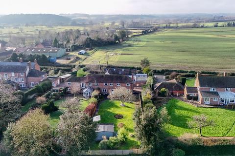 2 bedroom semi-detached house for sale, Upper Wick Lane, Rushwick, Worcester, WR2 5SU