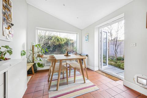 3 bedroom house for sale, Winstonian Road, Cheltenham