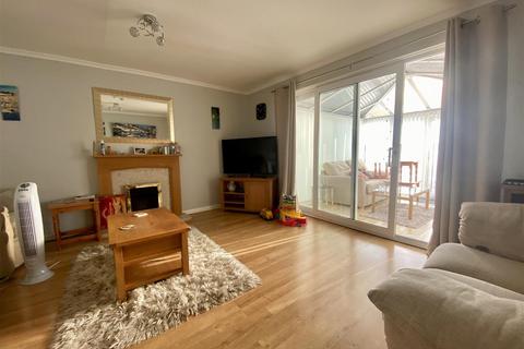 3 bedroom end of terrace house for sale, Conyngham Court, Plymouth PL6