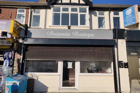 Shop to rent, Dagenham Road, Dagenham